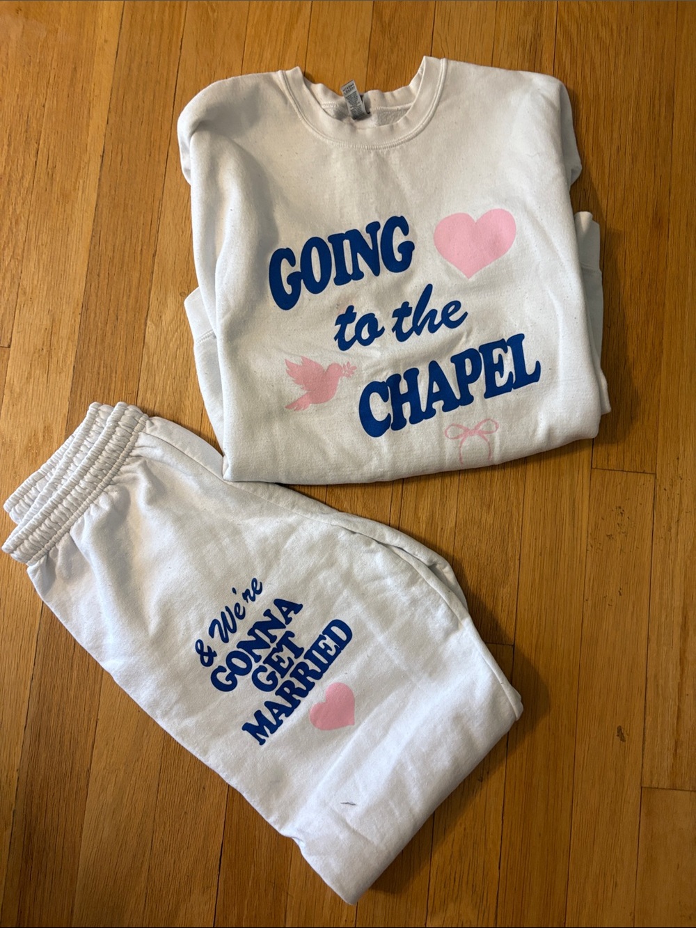 White 'Going to the Chapel' Sweatshirt & Sweatpants Set with Pink Hearts